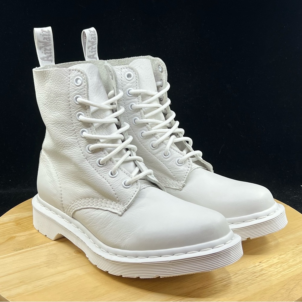 Doc Dr. Martens Smooth Leather Combat Boots Triple White 8-eyelets USA Multi Sz - Picture 4 of 9